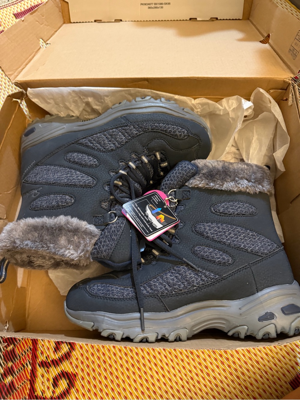 Skechers Women's Black Gray Faux-Fur Lined Heeled Winter Boots